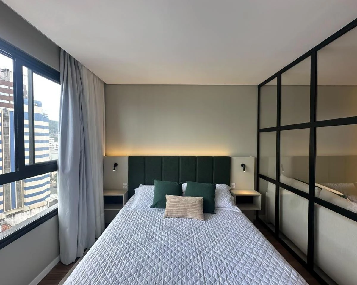 Home office in a one-bedroom apartment, 30 m² — photo 10