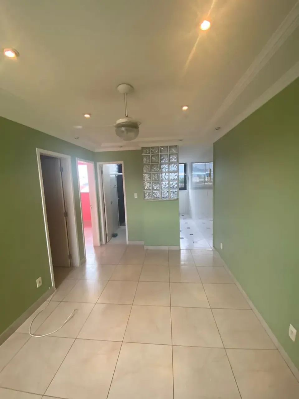 Apartamento de 45 m² com 2 quartos e 1 banheiro — photo 2