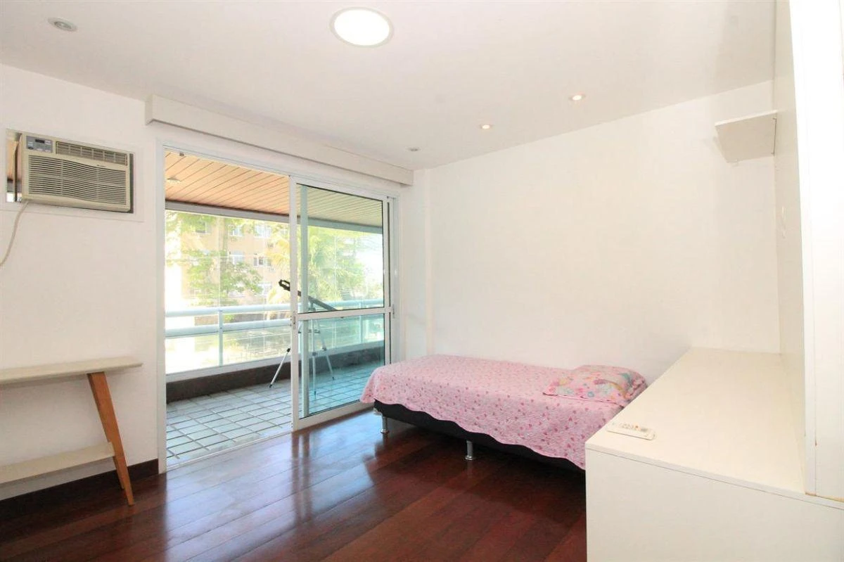 Furnished 4-bedroom apartment with 2 en-suites and 274 m² — photo 26