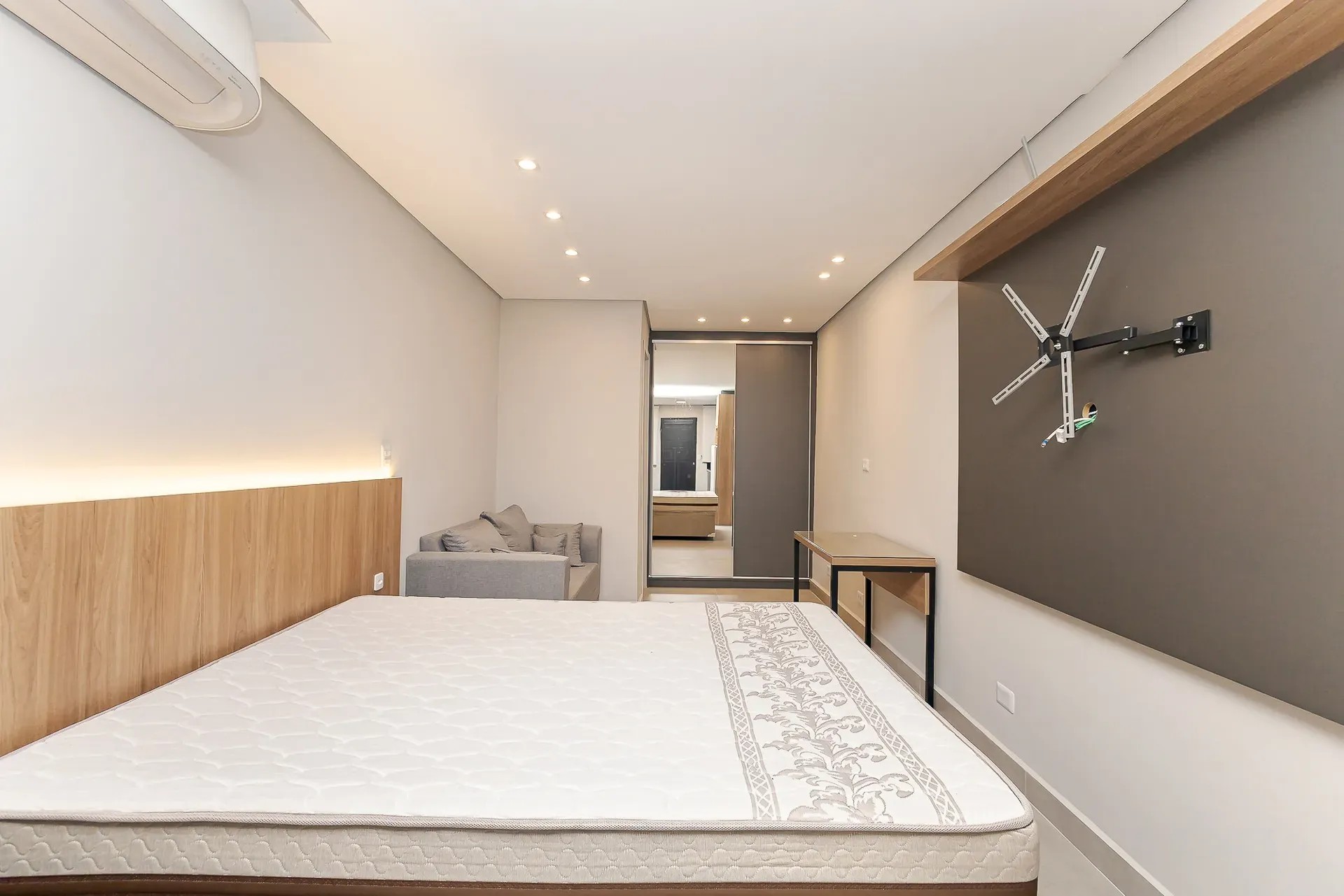 Furnished studio, 24 m², with a washing machine — photo 4