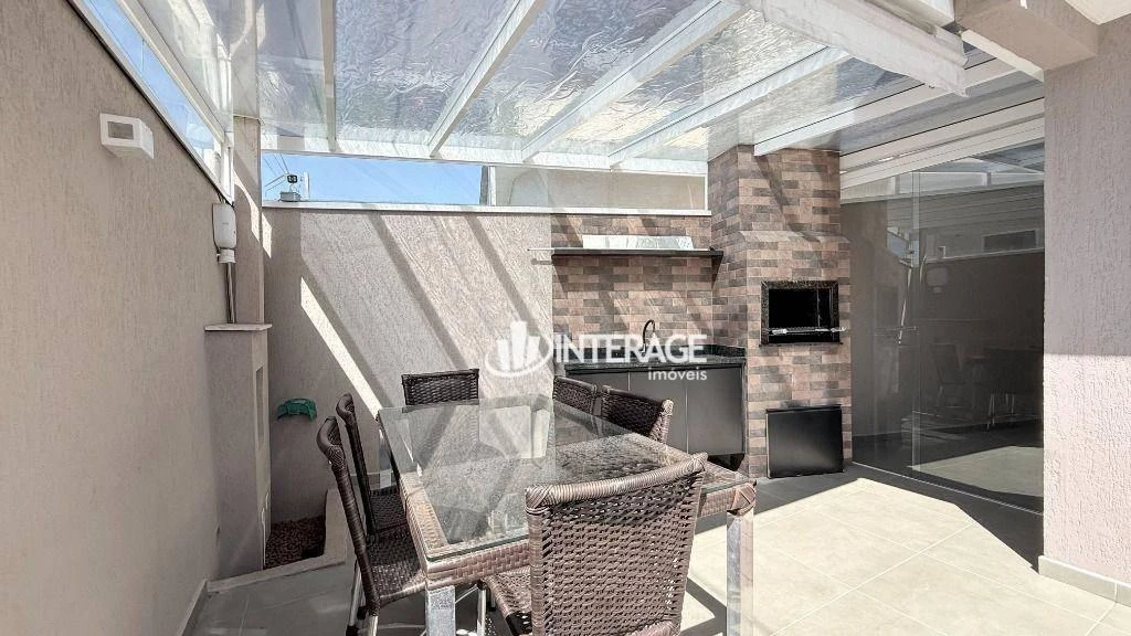 3-bedroom house with a grill on the balcony in Curitiba — photo 26