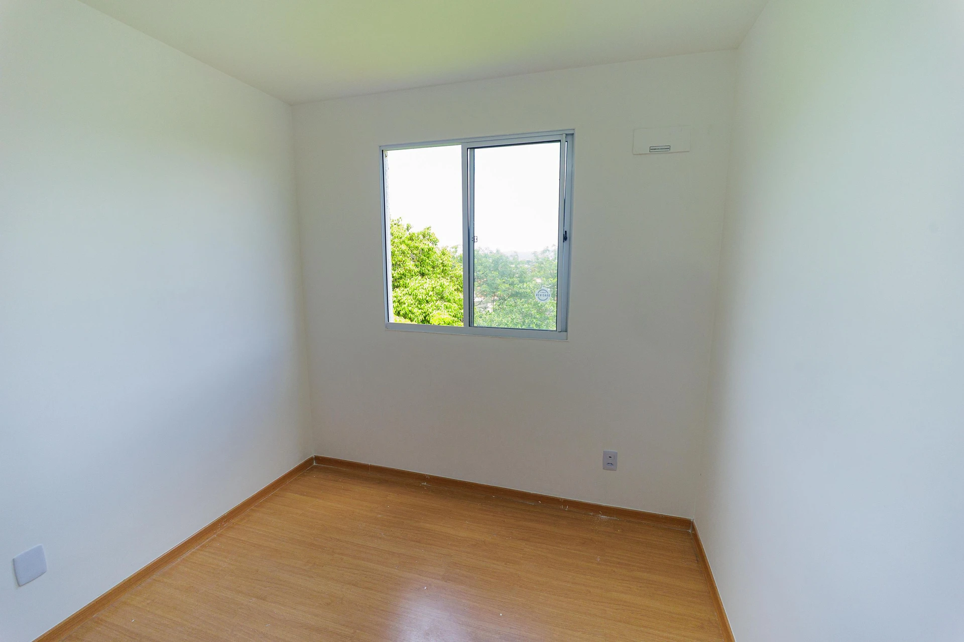Apartment, 45 m², with wood or laminate floors — photo 20