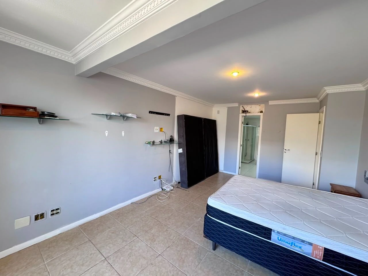 Rental house with 6 bedrooms and 246 m² — photo 18