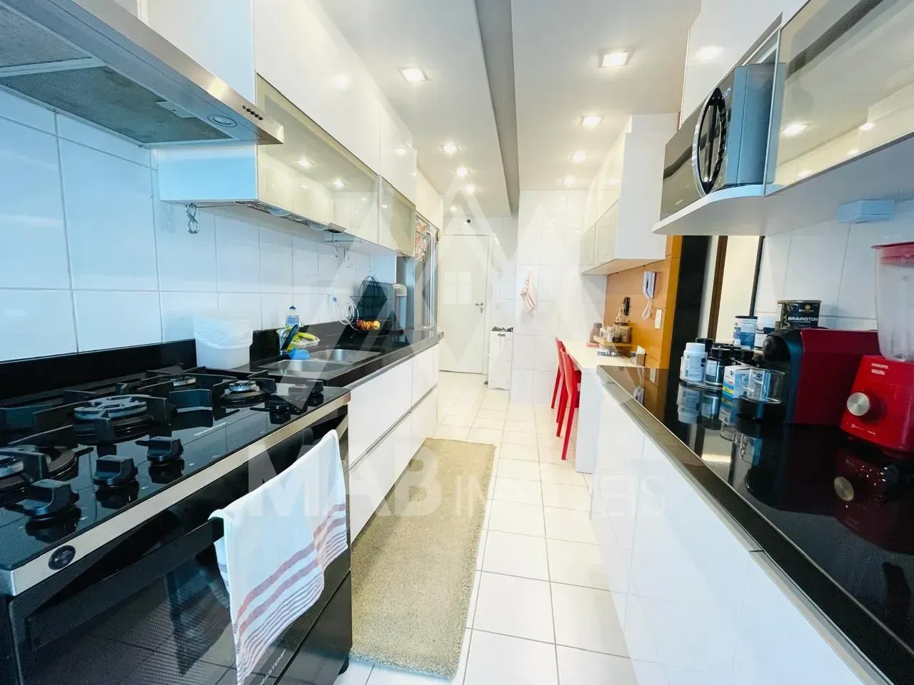 Apartamento mobiliado de 4 quartos e 5 banheiros, 160 m² — photo 11