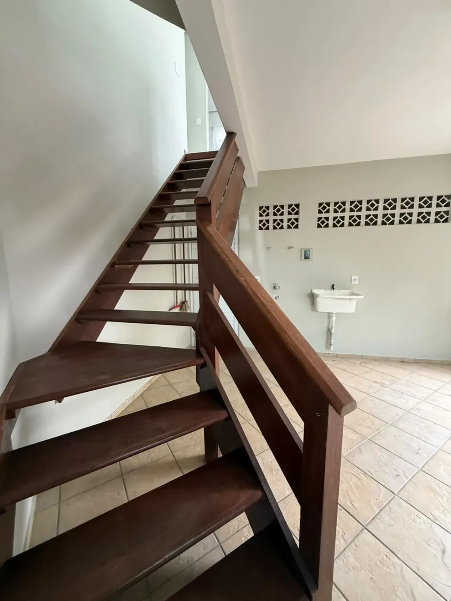 Water view in a 3-bedroom house, 180 m² — photo 31