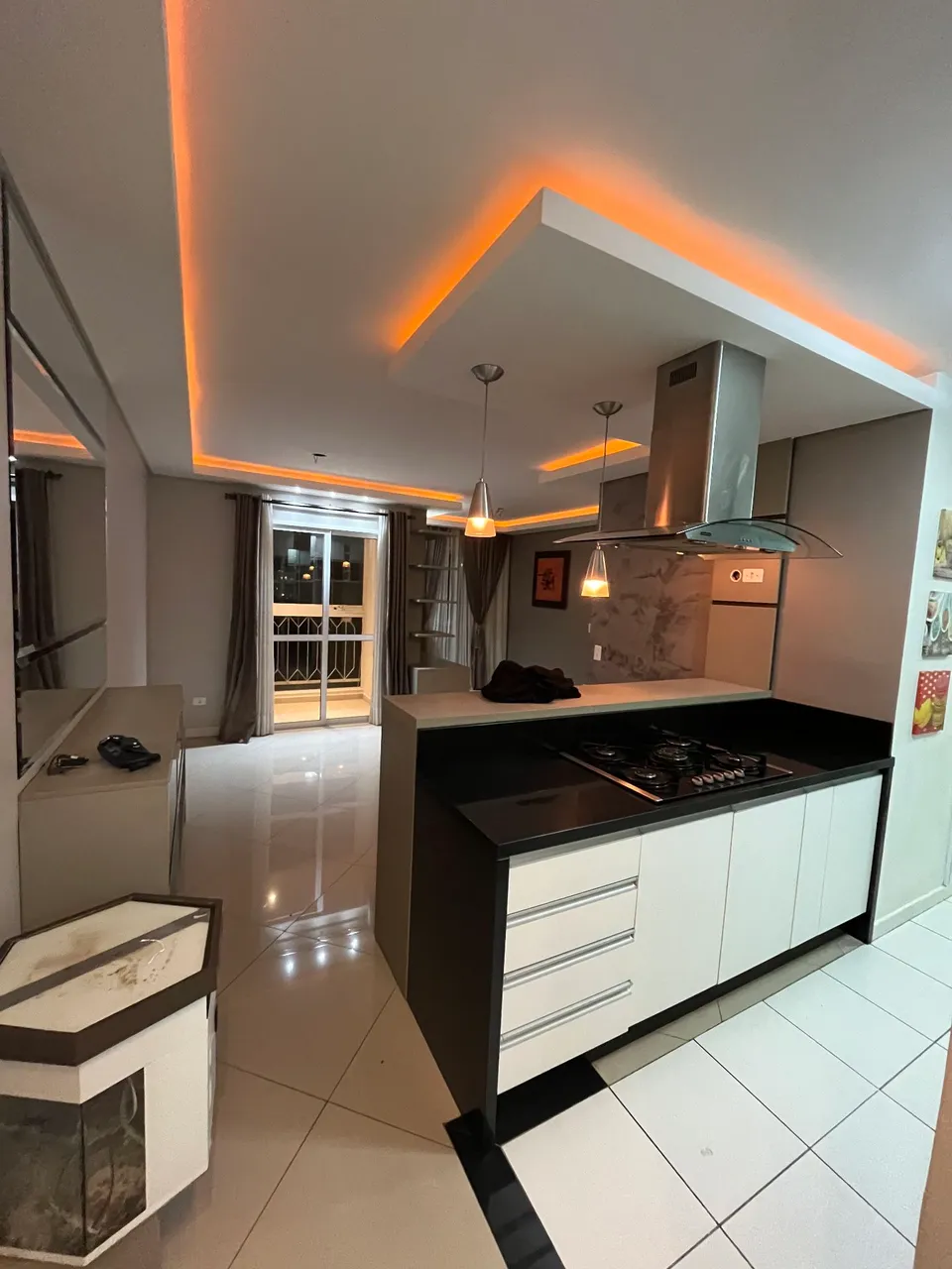 Furnished apartment with 2 bedrooms and open-plan kitchen — photo 2