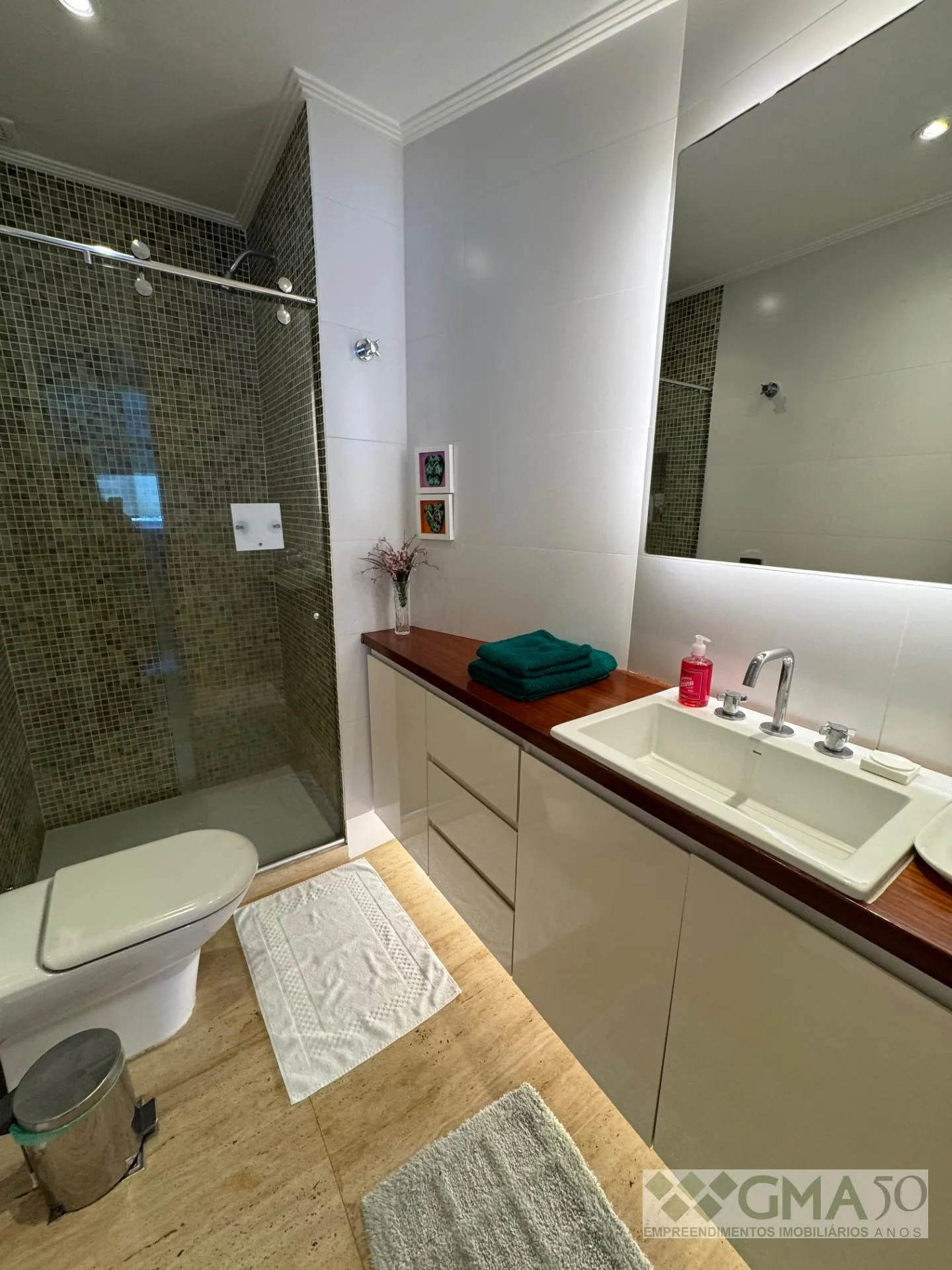 Квартира 50 м² з видом на воду та панорамними вікнами — photo 11