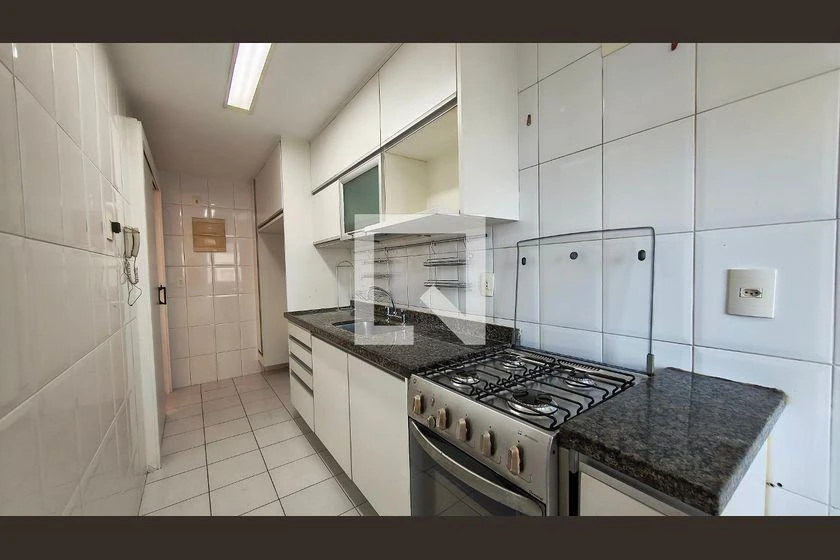Apartamento de 2 quartos com varanda de vidro — photo 28