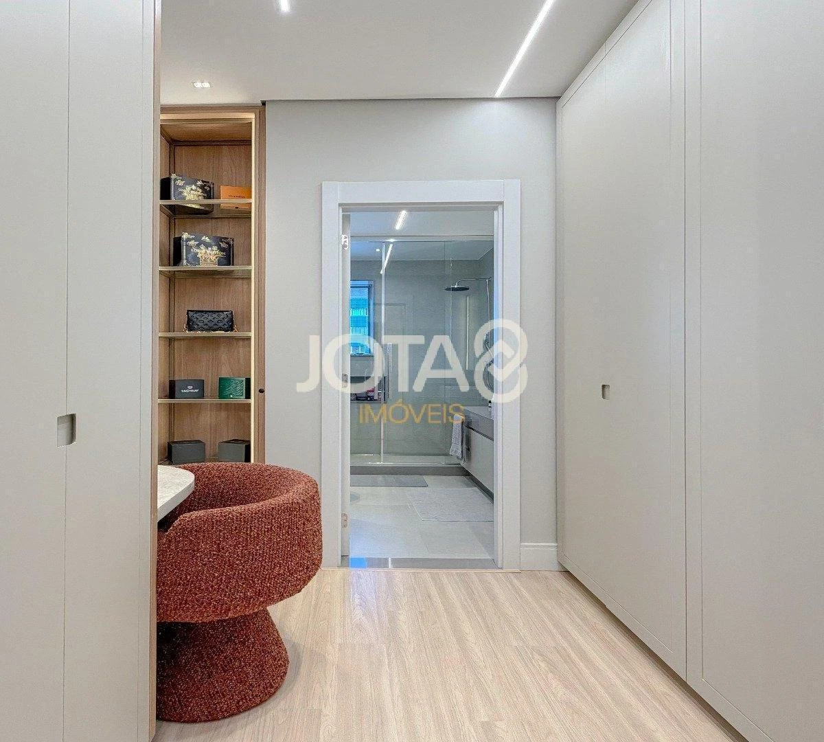 Apartamento amueblado de 231 m² con 3 suites y balcón — photo 26
