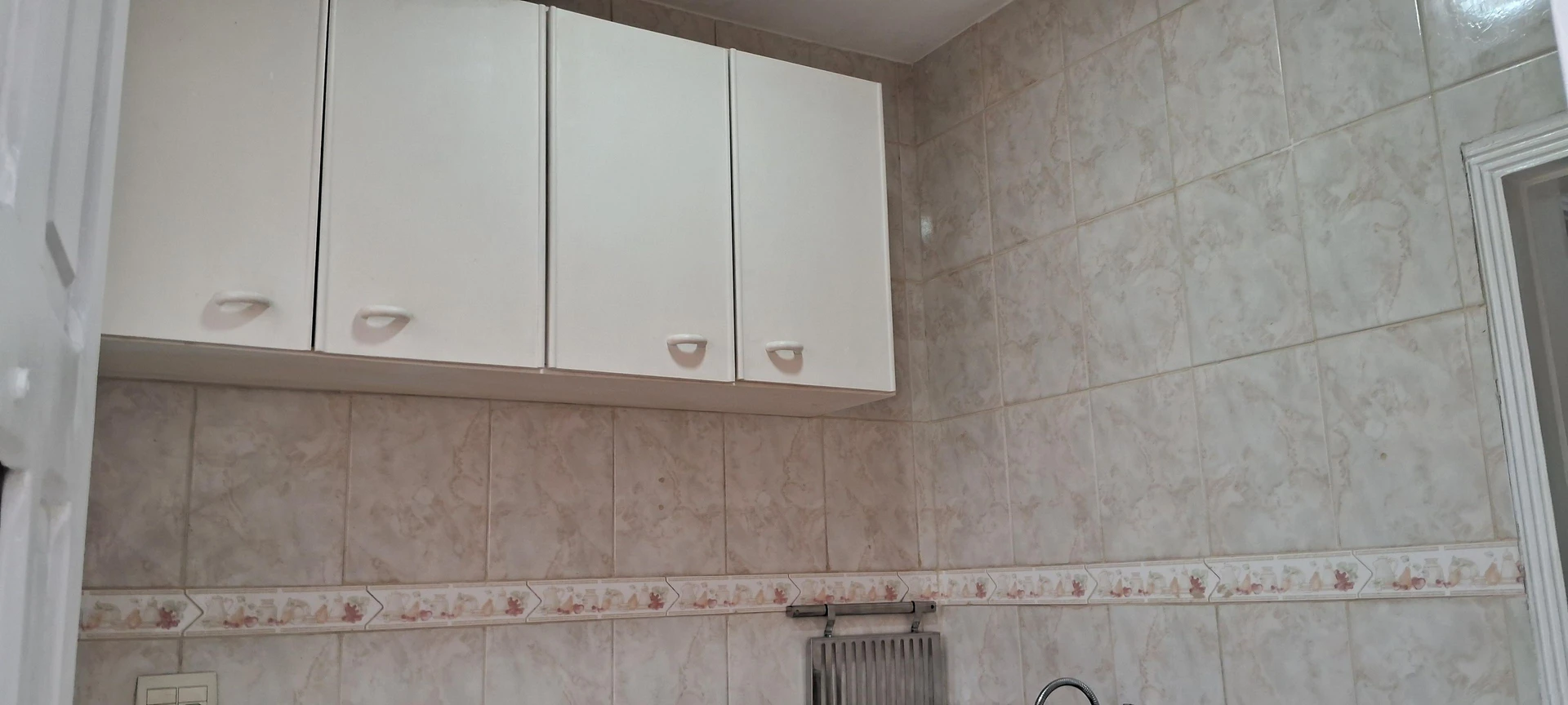 Квартира з 1 спальнею, балконом і електричною душовою — photo 2