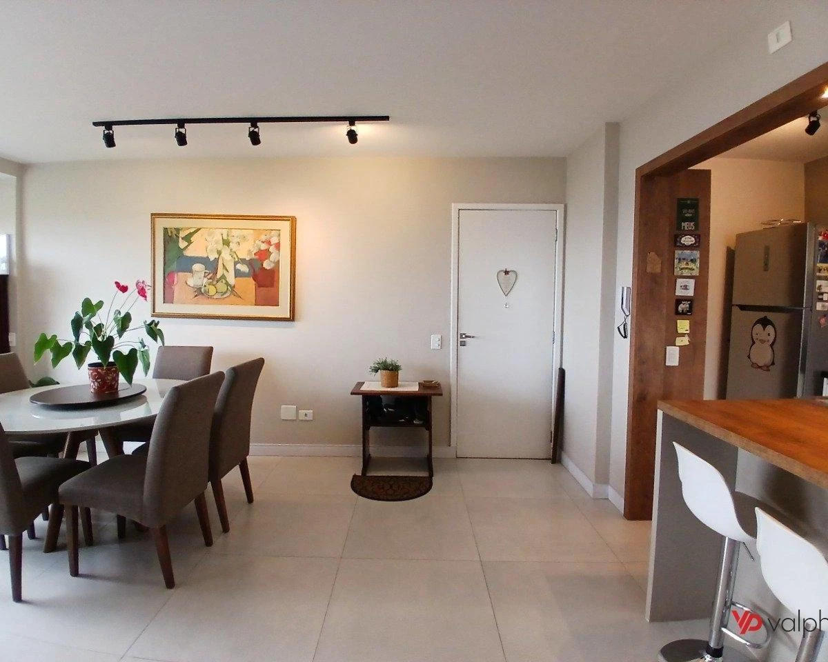 2-bedroom apartment with a washing machine — photo 25