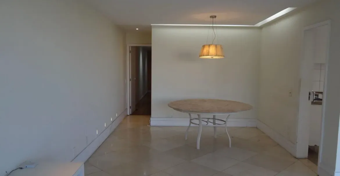 Apartamento de 185 m² com 3 quartos e 5 banheiros — photo 11