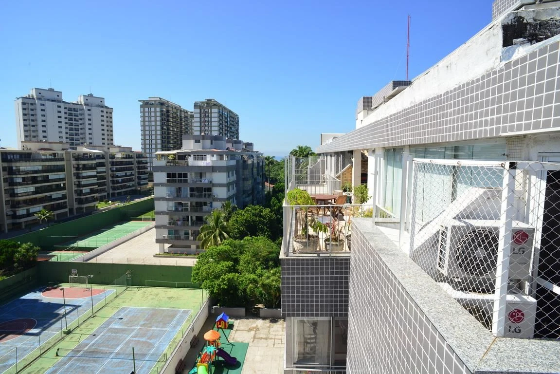 Мебльована квартира з 3 спальнями, 2 місцями і 4 ванними — photo 7