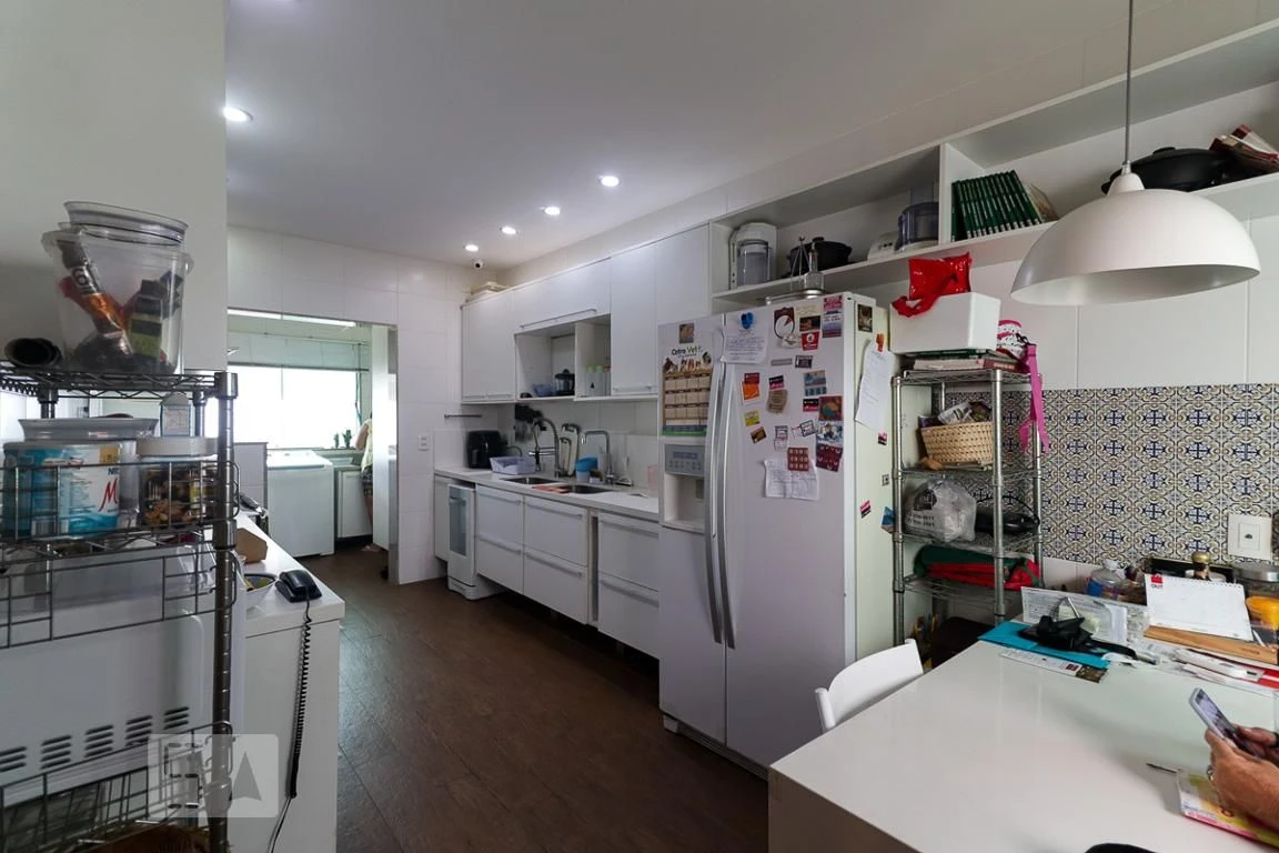 Apartamento mobiliado com 5 quartos e cozinha a gás — photo 4