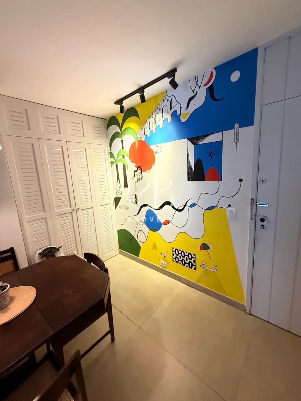 Furnished 1-bedroom apartment with 1 bathroom and parking — photo 3