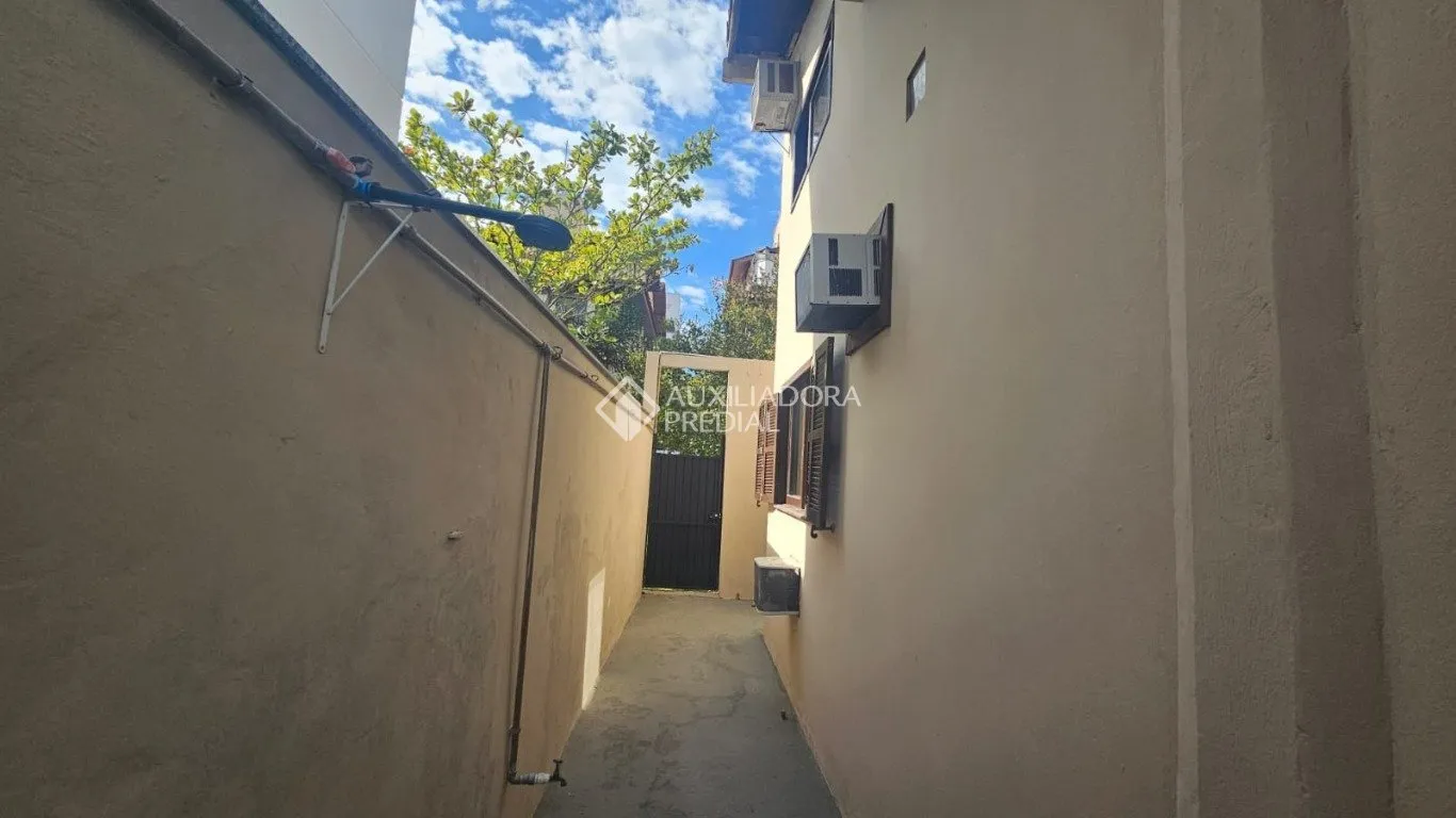Будинок: 3 спальні, 1 з власною ванною кімнатою, 130 м² — photo 43