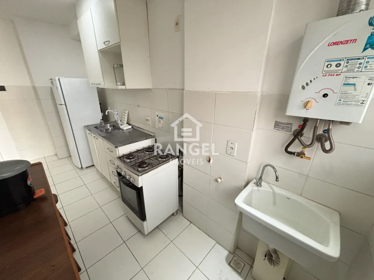 Furnished apartment with 2 bedrooms and 1 bathroom — photo 3