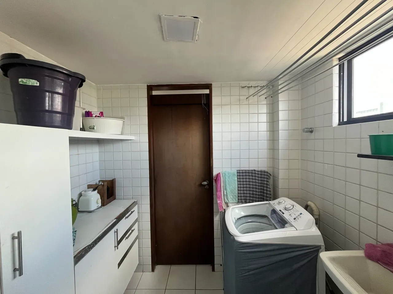 Вид на воду та 4 спальні: квартира 156 м² — photo 16