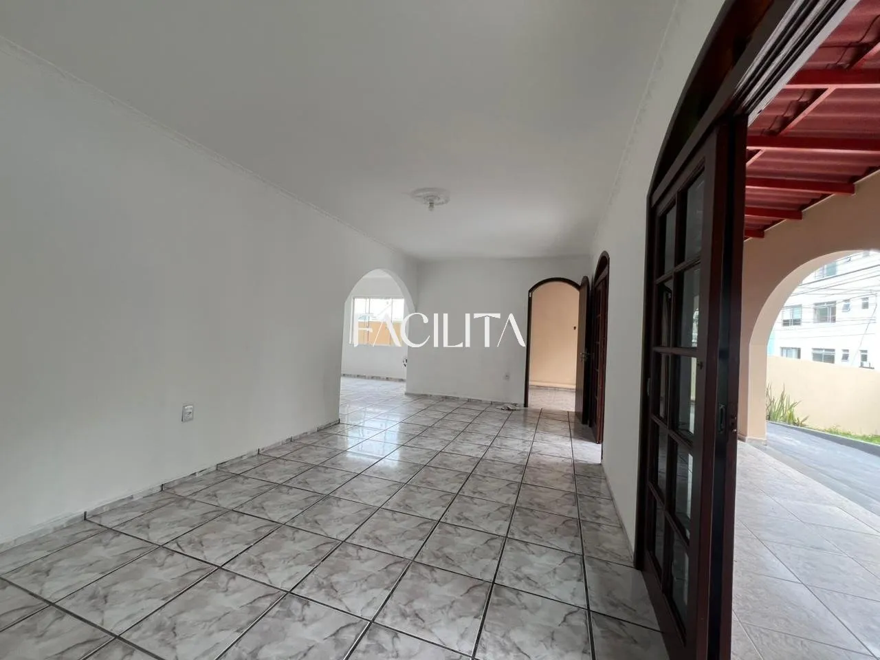 Casa en una planta con 3 dormitorios y jardín privado