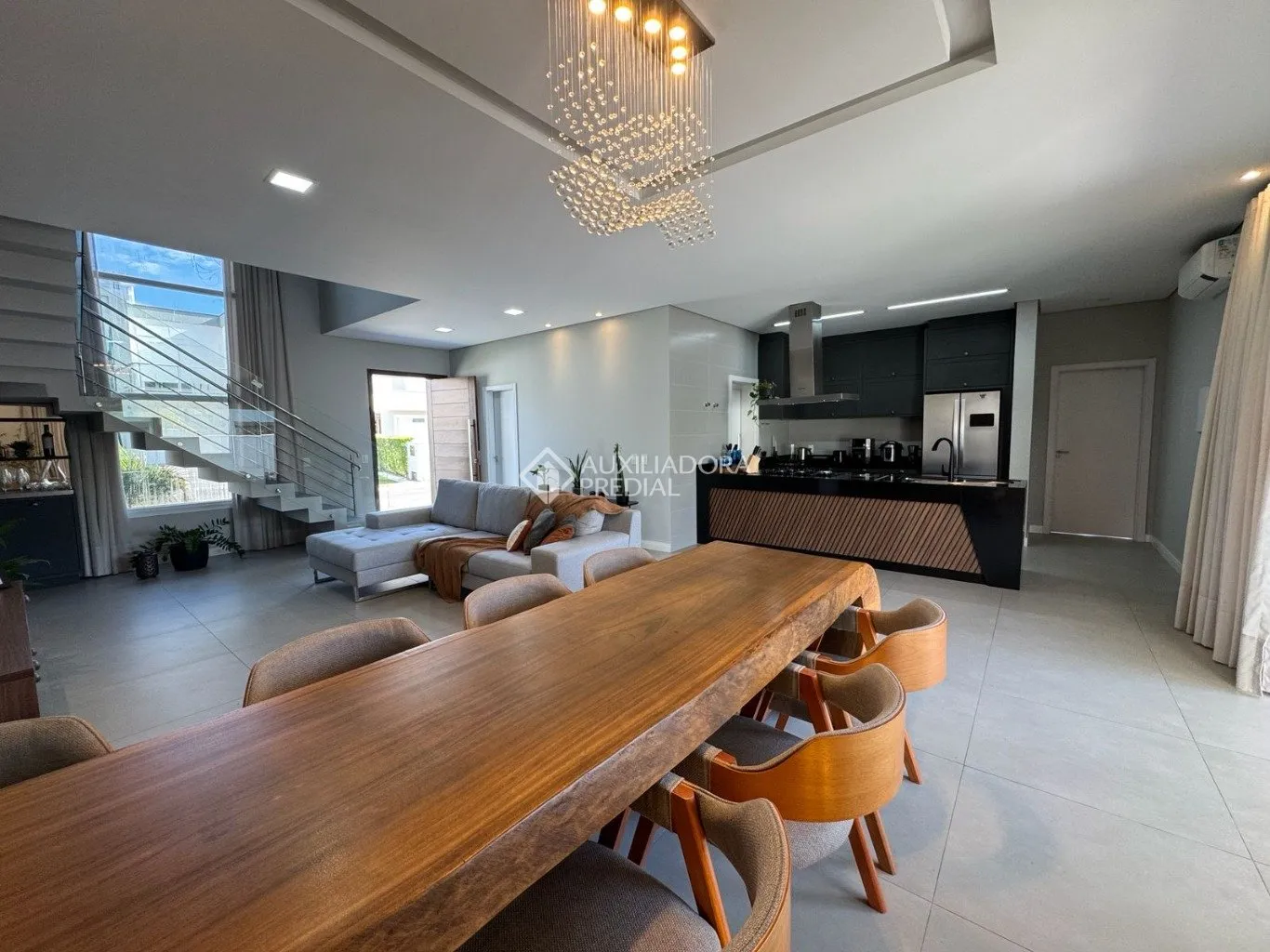 Furnished house with 4 en-suite bedrooms and private garden — photo 47