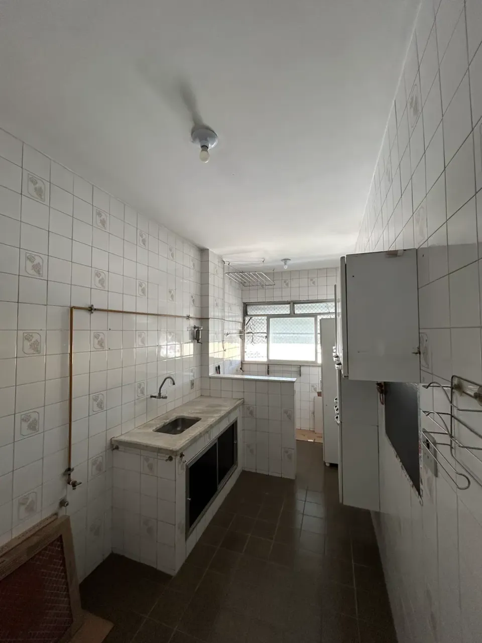 2-bedroom apartment with tile flooring — photo 6