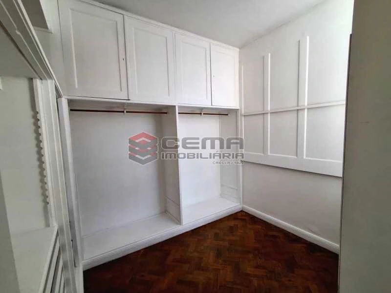 Apartamento de 4 quartos com 414 m² e varanda — photo 17