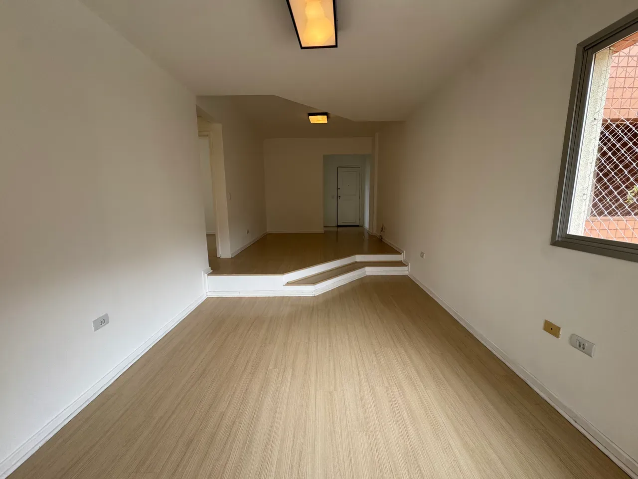 Home office in a 3-bedroom apartment, 120 m² — photo 2