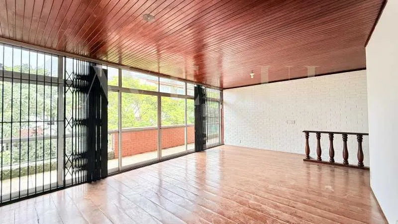 House, 266 m², with a mountain view — photo 7