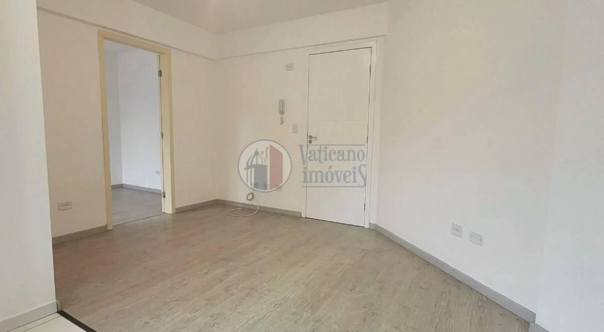 Apartment, 32 m², with wood or laminate floors
