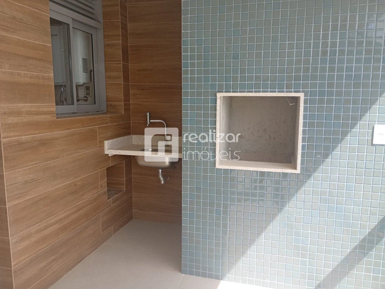 3-bedroom apartment with a water view in Florianópolis — photo 14