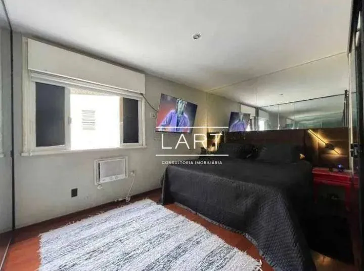 Duplex penthouse with 2 bedrooms and 4 baths, 108 m² — photo 13