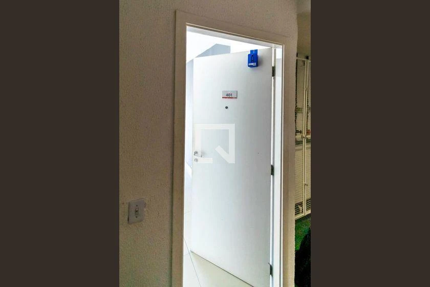 2-bedroom apartment in a building with a pool — photo 25