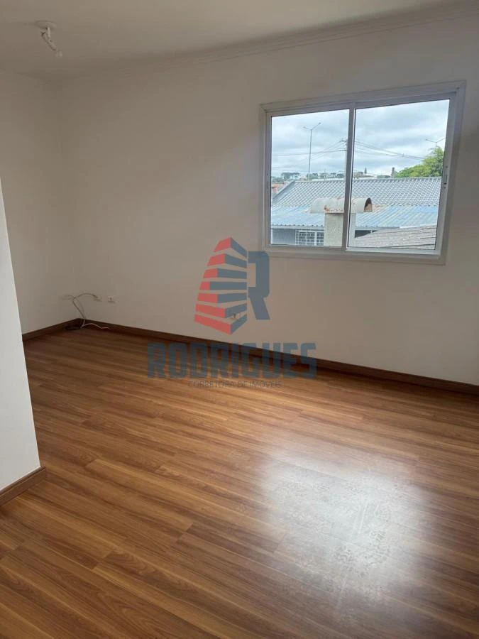 Apartment, 43 m², with wood or laminate floors — photo 3