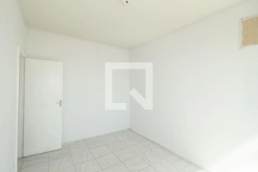 Apartamento com 2 quartos e cozinha fechada de 60 m² — photo 35