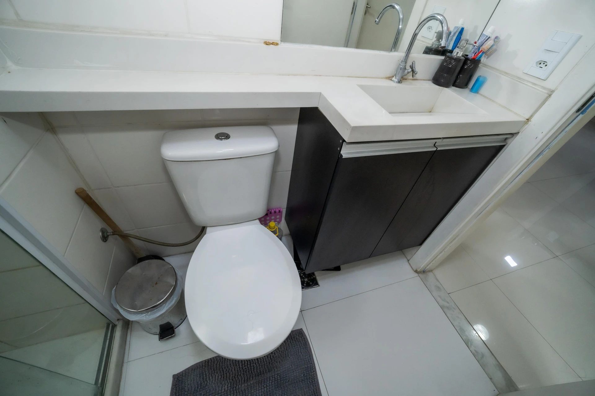 Furnished apartment, 48 m², with a grill on the balcony — photo 49