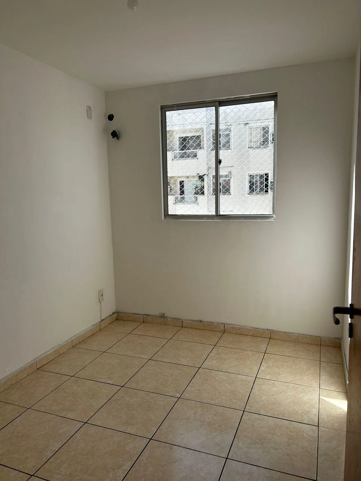 Unfurnished 2-bedroom apartment with 2 bathrooms — photo 5