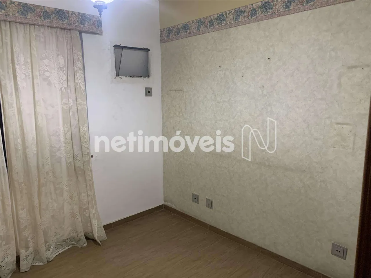 4-bedroom apartment with balcony and 2 parking spots — photo 6