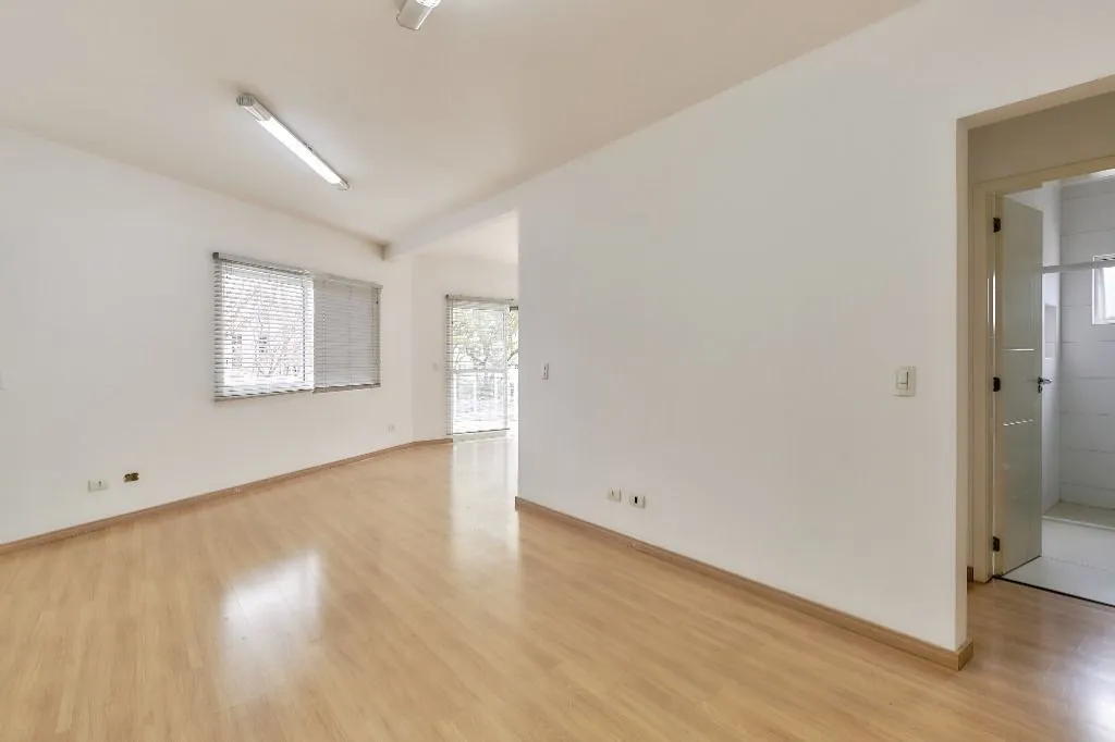 3-bedroom apartment with balcony and 120 m² — photo 18