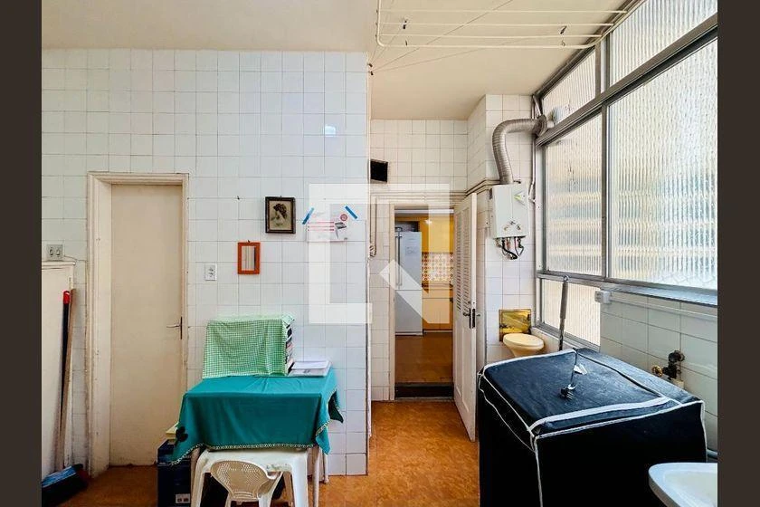 Furnished apartment, 348 m², with a glass-enclosed balcony — photo 23