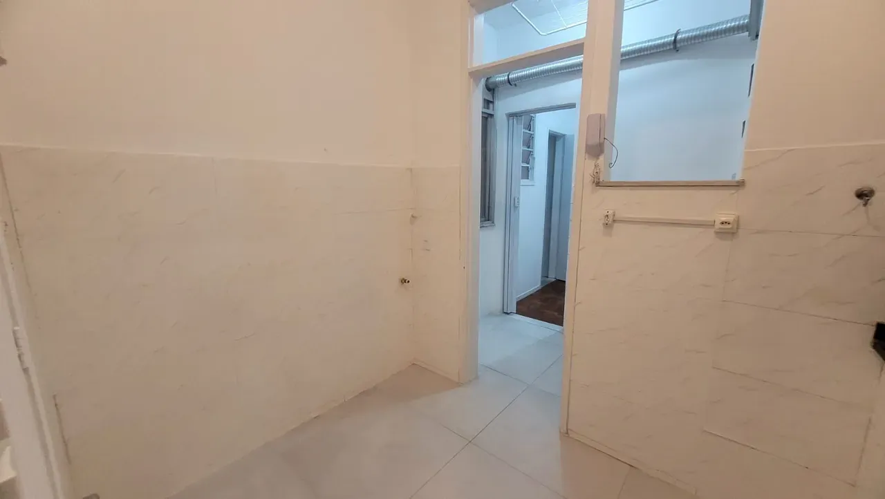 78 m² apartment with 2 bedrooms and 2 bathrooms — photo 33