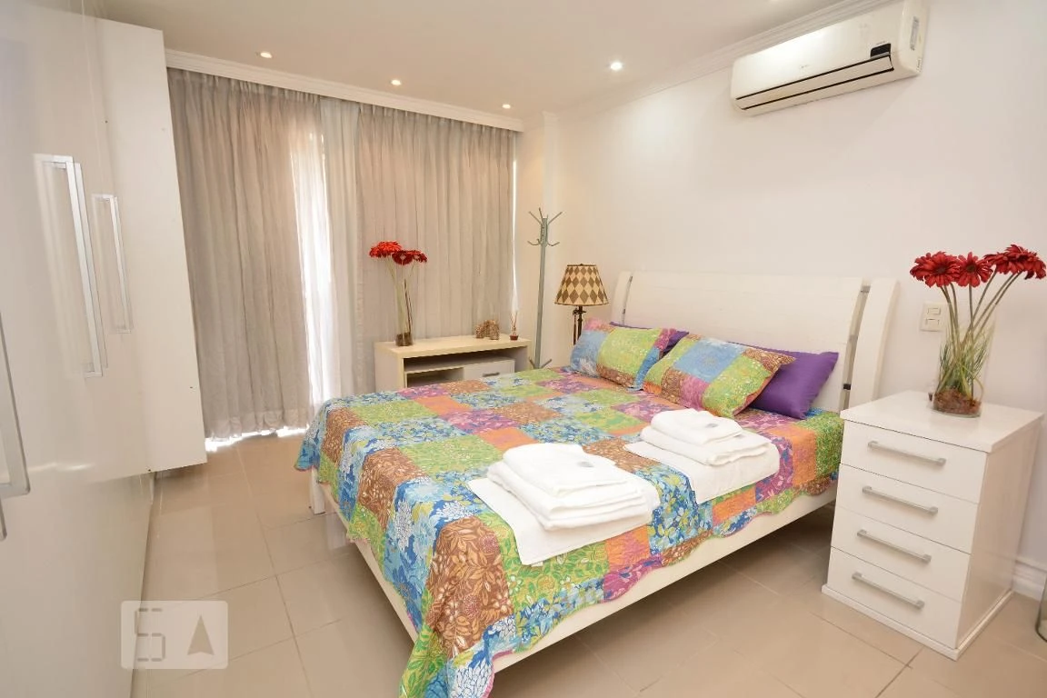 2-bedroom apartment with a bathtub in Rio de Janeiro — photo 6