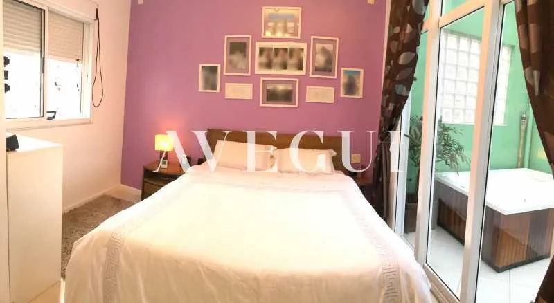 142 m² apartment with a washing machine and a dishwasher — photo 10