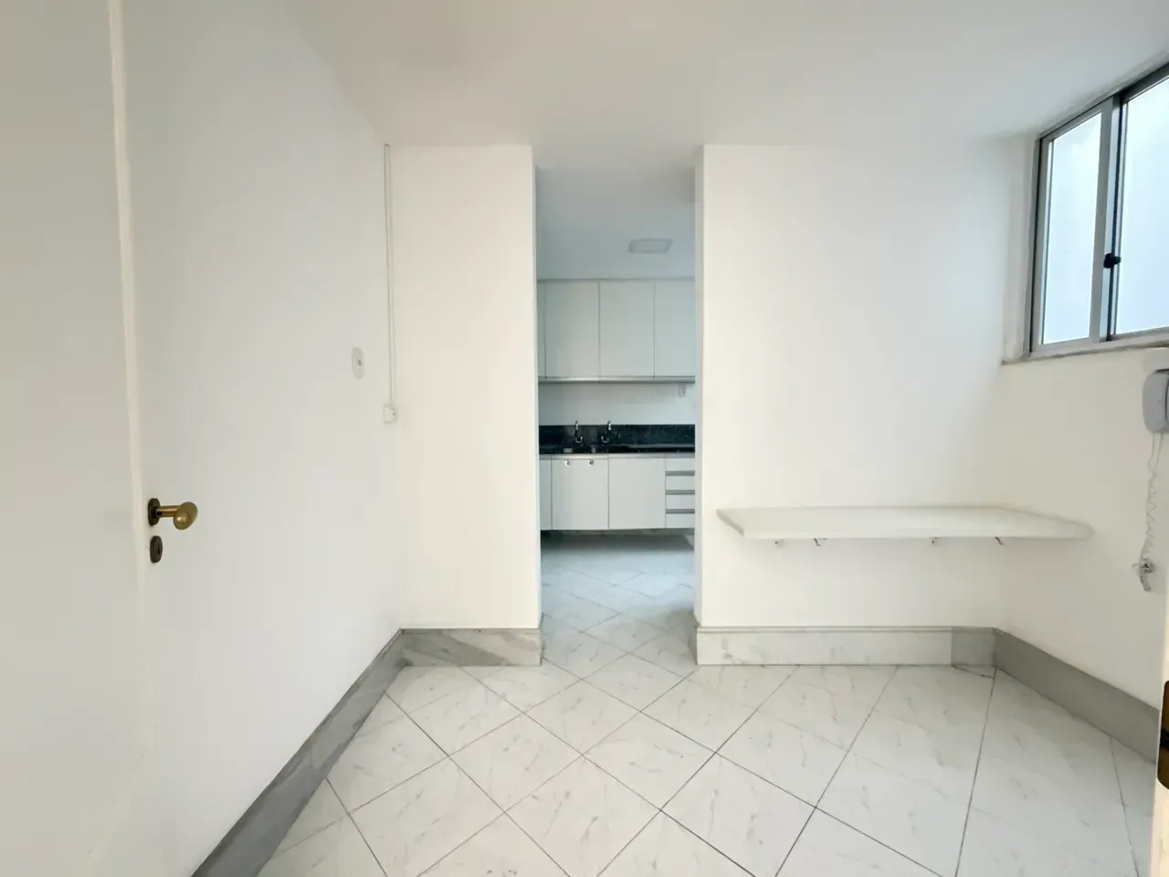 132 m² apartment with 3 bedrooms and 1 parking space — photo 2