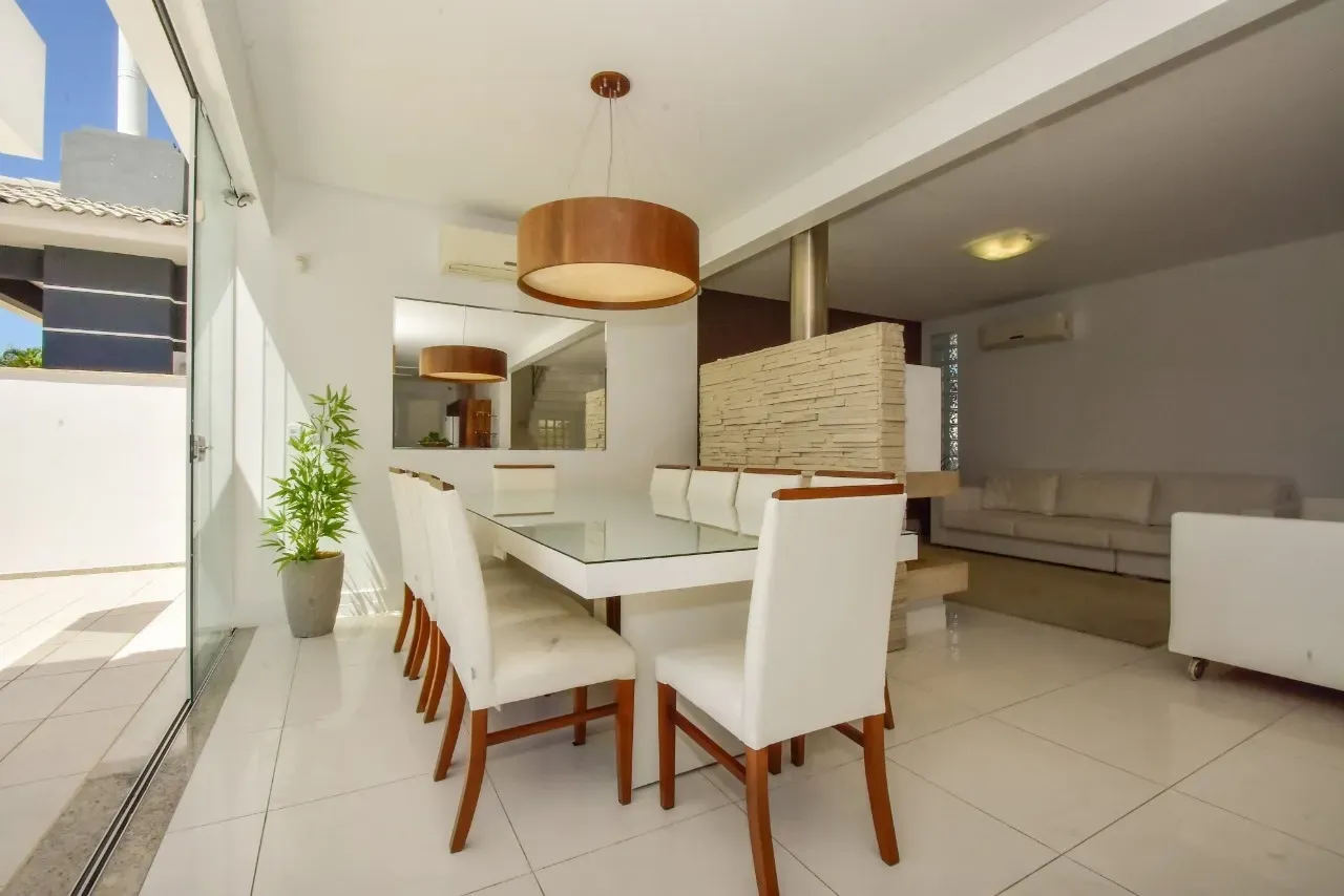 Casa mobiliada com 4 suítes e piscina aberta — photo 20