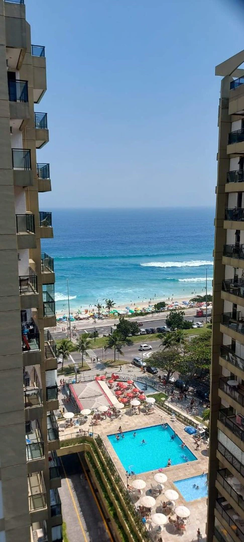 Furnished 1-bedroom apartment with a balcony — photo 4