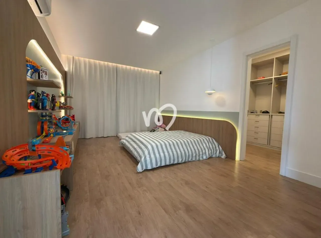 Furnished house with 5 bedrooms and an open kitchen — photo 41