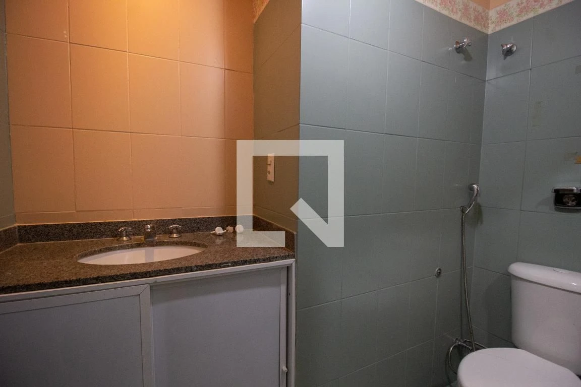 Apartamento sem mobília com 3 quartos e 5 banheiros — photo 19