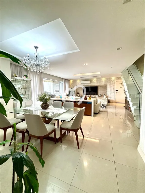 406 m² duplex penthouse with 4 en-suite rooms and view — photo 2
