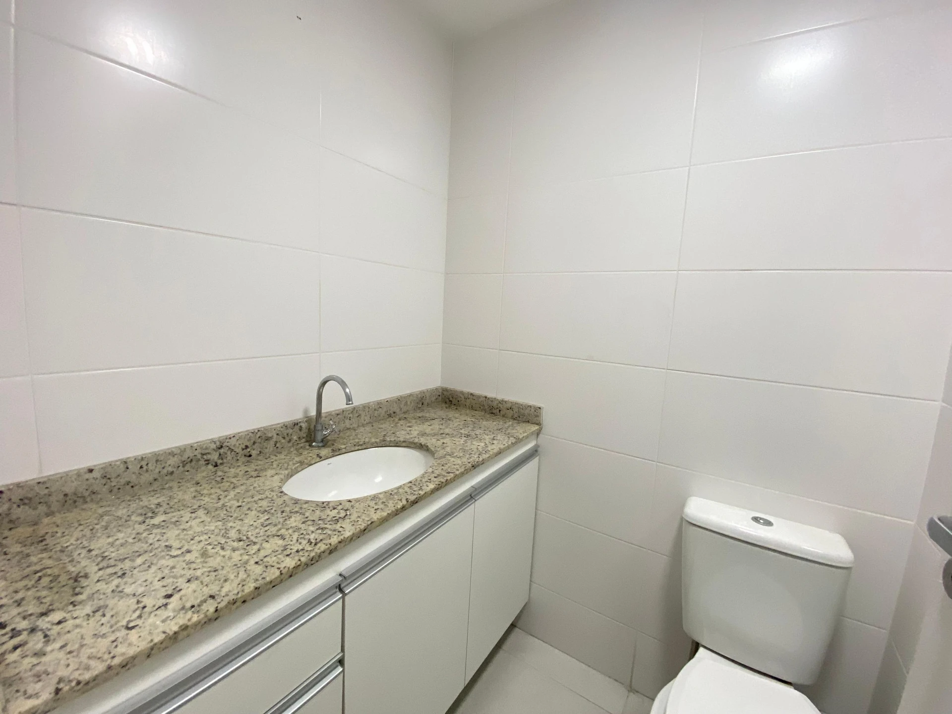 Apartment, 55 m², with wood or laminate floors — photo 34