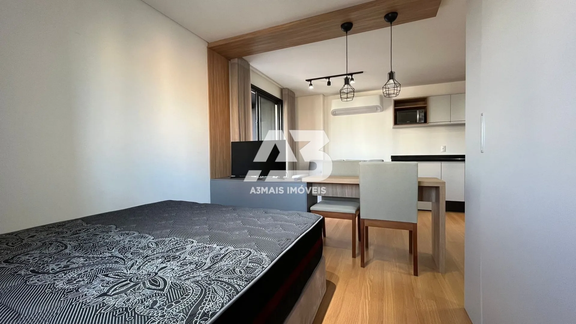 Furnished studio with open-plan kitchen and AC — photo 7